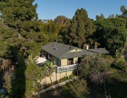 Pre-foreclosure in  Highland Dr Del Mar, CA 92014