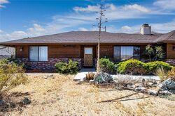 Pre-foreclosure in  Navajo Trl Joshua Tree, CA 92252