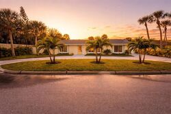 Pre-foreclosure in  Gleason Ave Sarasota, FL 34242