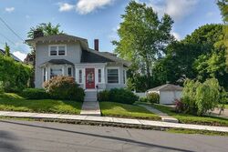 Pre-foreclosure in  12th Ave Haverhill, MA 01830