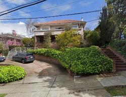 Pre-foreclosure in  Wellington St Oakland, CA 94602