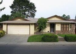 Pre-foreclosure in  Irwin Ave Escalon, CA 95320