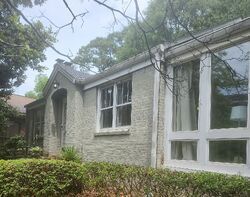 Pre-foreclosure in  10th St Nw Atlanta, GA 30318