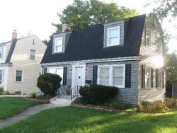 Pre-foreclosure in  S 10th Ave Broadview, IL 60155