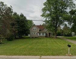 Pre-foreclosure in  E Maple Ave Grand Blanc, MI 48439