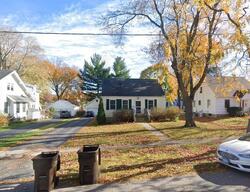 Pre-foreclosure in  1st Ave Cary, IL 60013
