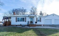 Pre-foreclosure in  1st St West Union, OH 45693