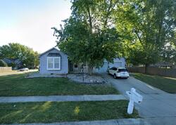 Pre-foreclosure in  Madden Ln Fishers, IN 46038