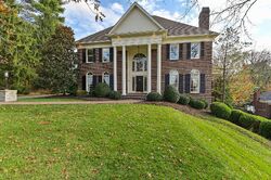 Pre-foreclosure in  Old Federal Rd Louisville, KY 40207