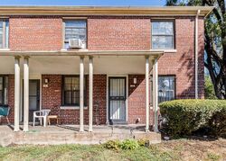 Pre-foreclosure in  College Ct Louisville, KY 40203