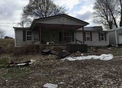 Pre-foreclosure in  Hillside Dr Cloverport, KY 40111
