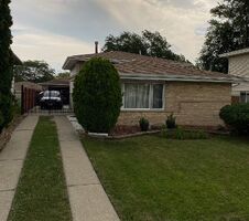 Pre-foreclosure in  Hobart Ave Tinley Park, IL 60487