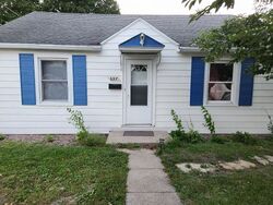 Pre-foreclosure in  S Main St Bourbonnais, IL 60914