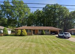 Pre-foreclosure in  Orchardview Rd Independence, OH 44131