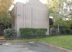 Pre-foreclosure in  Woodside Ln E Unit 2 Sacramento, CA 95825