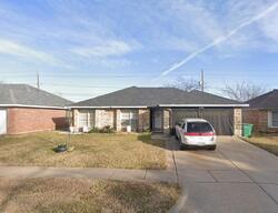 Pre-foreclosure in  Simon Dr Cedar Hill, TX 75104