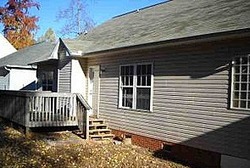 Pre-foreclosure in  RIVERRUN DR Spartanburg, SC 29303