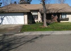 Pre-foreclosure in  Pestana Dr Galt, CA 95632