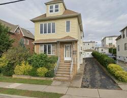 Pre-foreclosure in  Scudder St Garfield, NJ 07026