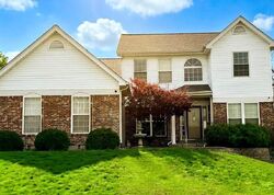 Pre-foreclosure in  Emerald Oaks Ct Eureka, MO 63025