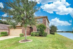 Pre-foreclosure in  Elizabeth Brook Dr Richmond, TX 77406