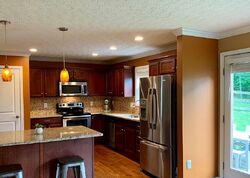 Pre-foreclosure in  Kyles Ln Covington, KY 41011