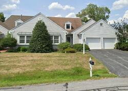 Pre-foreclosure in  Dover Dr Hagerstown, MD 21742