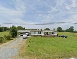 Regan Rd, Lexington NC