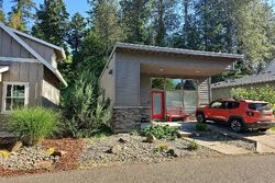Pre-foreclosure in  Cousteau Loop Se Salem, OR 97302