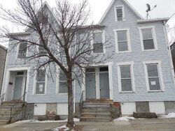 Pre-foreclosure in  8TH ST Troy, NY 12180
