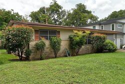 Pre-foreclosure in  Givens Ave Austin, TX 78722