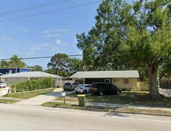 Pre-foreclosure in  Bahia Vista St Sarasota, FL 34239