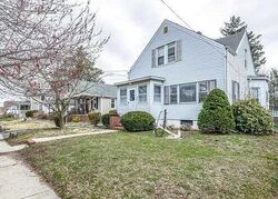 Pre-foreclosure in  William St Farmingdale, NY 11735