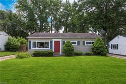 Pre-foreclosure in  N Rocky River Dr Berea, OH 44017