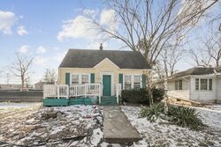 Pre-foreclosure in  Main St Matteson, IL 60443