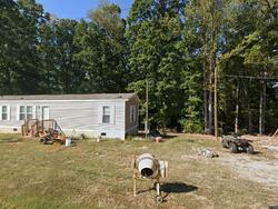 Pre-foreclosure in  Robinson Rd Union, SC 29379