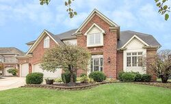 Pre-foreclosure in  Mistflower Ln Naperville, IL 60564