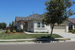 Pre-foreclosure in  Pine Creek Ln Patterson, CA 95363