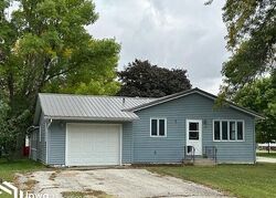 Pre-foreclosure in  8th St S Dakota City, IA 50529