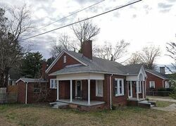 Pre-foreclosure in  Lincoln St Kannapolis, NC 28083