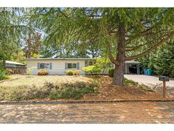Pre-foreclosure in  Ne 7th St Vancouver, WA 98664