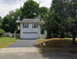 Pre-foreclosure in  Sami Dr Howell, NJ 07731
