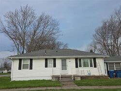  Ashland Ave, Lorain OH