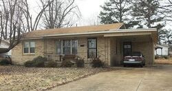 Pre-foreclosure in  N Magnolia St Newport, AR 72112
