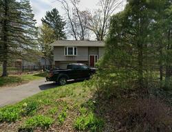 Pre-foreclosure in  Windermere Ave Greenwood Lake, NY 10925