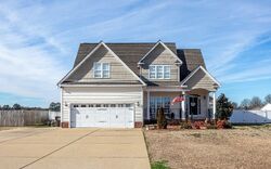 Pre-foreclosure in  Cottle Lake Dr Coats, NC 27521