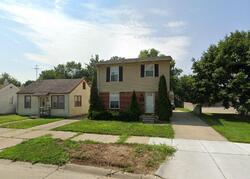 Pre-foreclosure in  Hollywood St Harper Woods, MI 48225