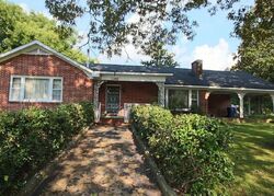 Pre-foreclosure in  Breckenridge St Corinth, MS 38834