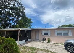 Pre-foreclosure in  Cortez Cir Naples, FL 34112