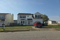 Pre-foreclosure in  River Rock Arch Virginia Beach, VA 23456